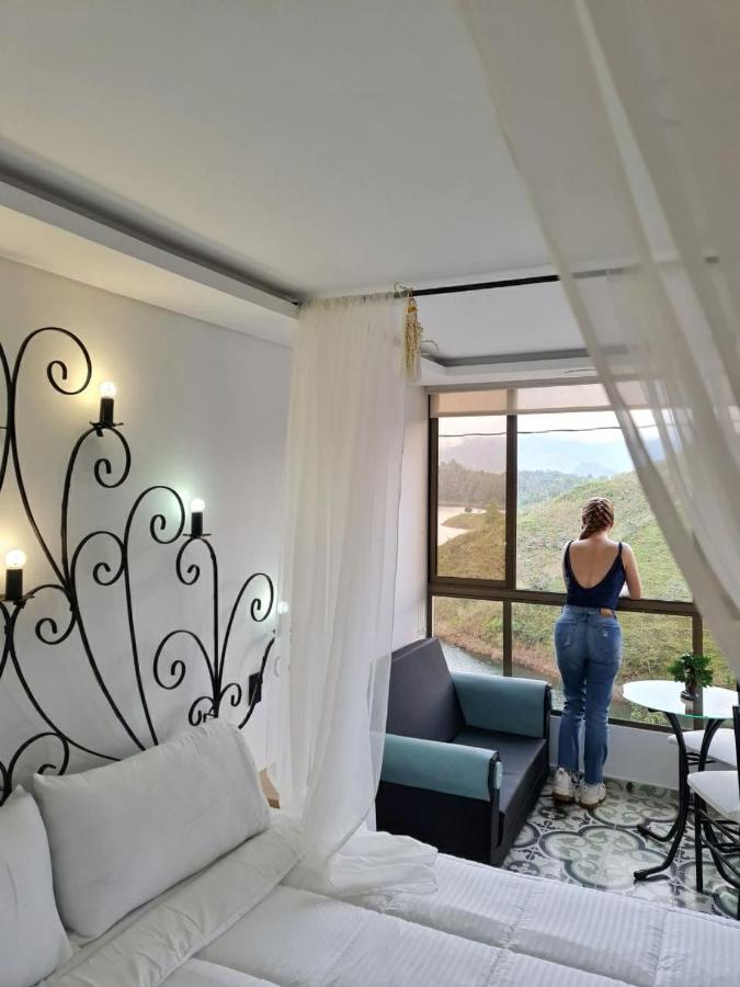 Piedra Del Penol Hotel Guatape Ngoại thất bức ảnh