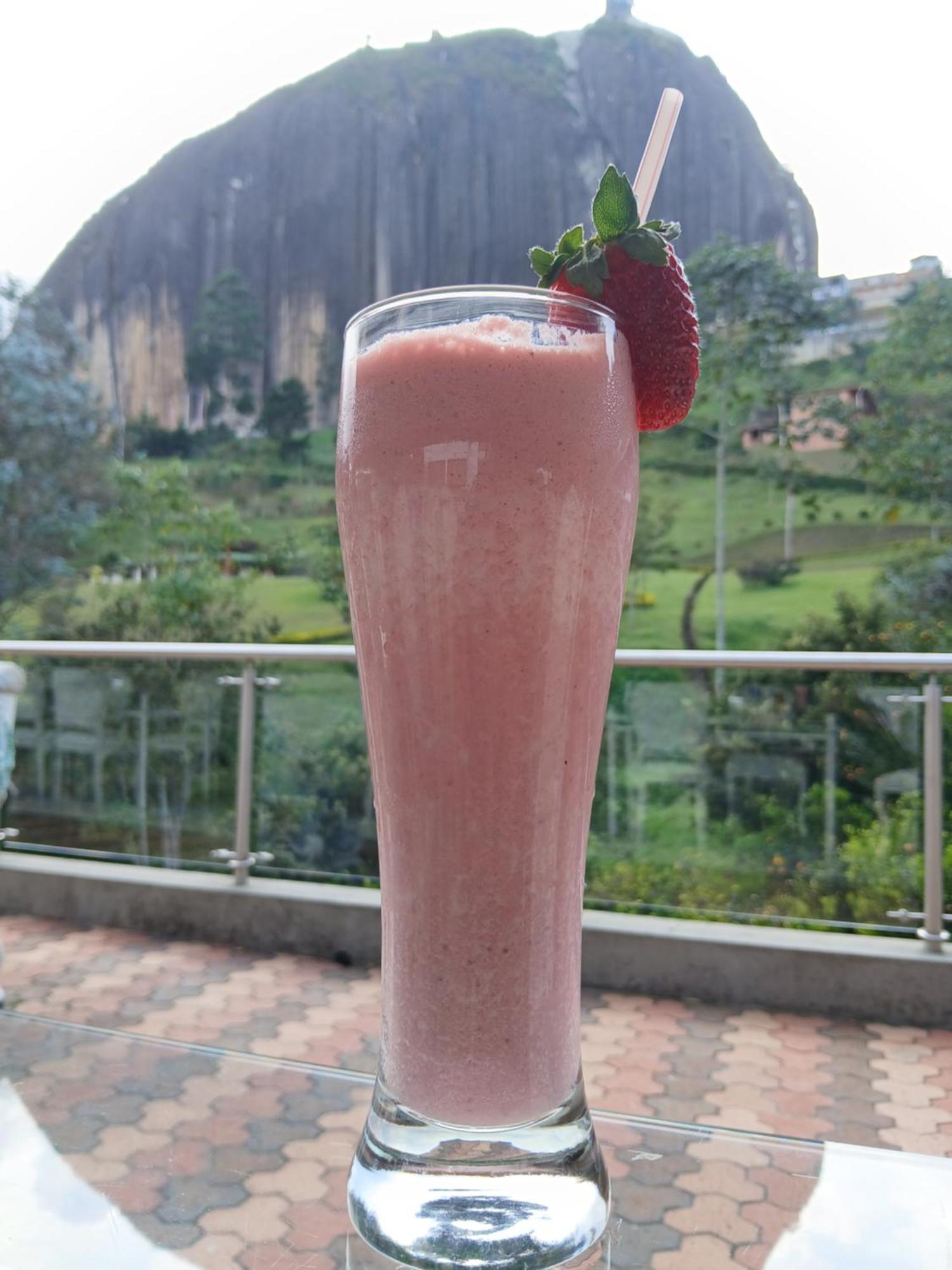 Piedra Del Penol Hotel Guatape Ngoại thất bức ảnh