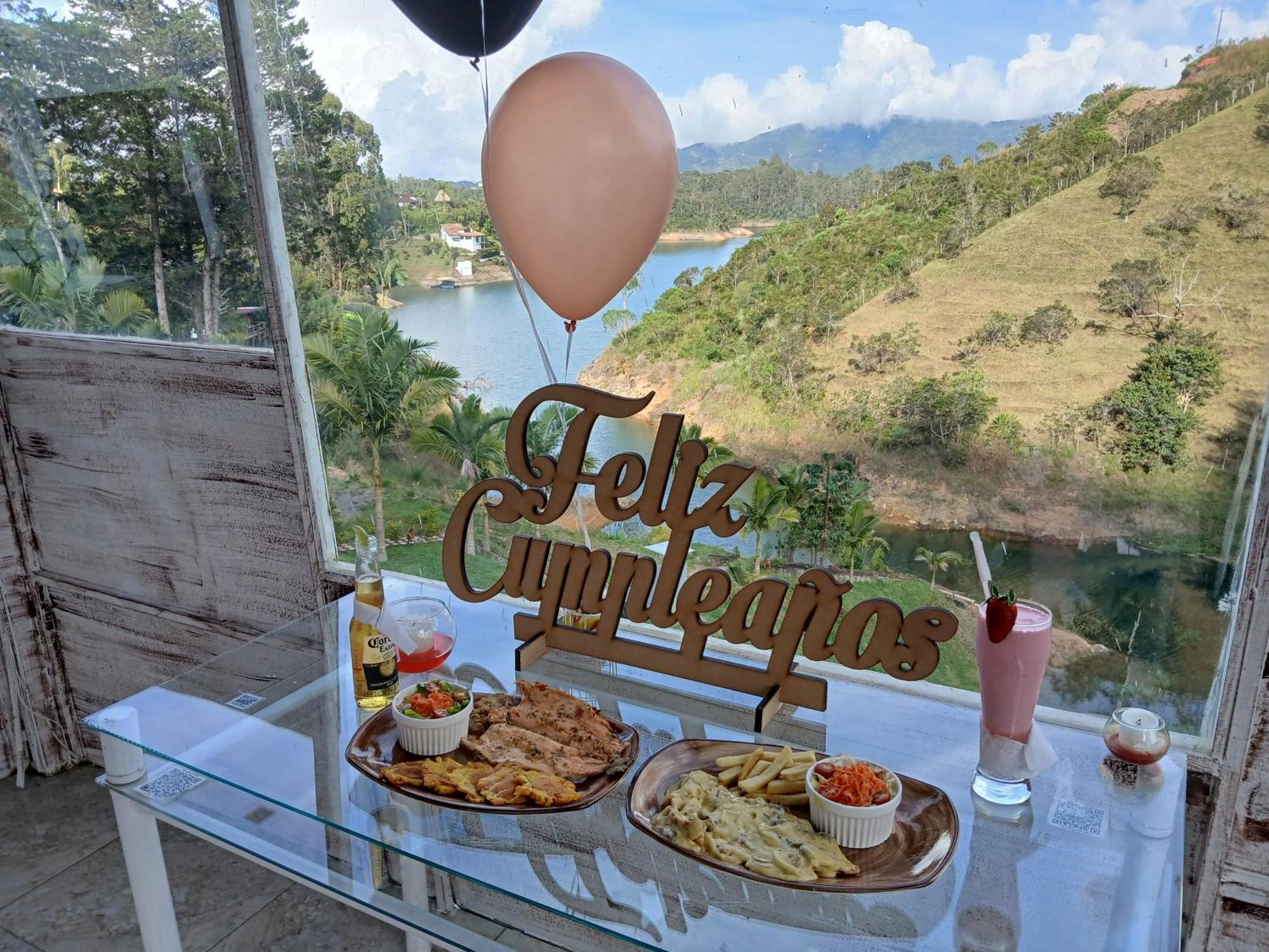 Piedra Del Penol Hotel Guatape Ngoại thất bức ảnh